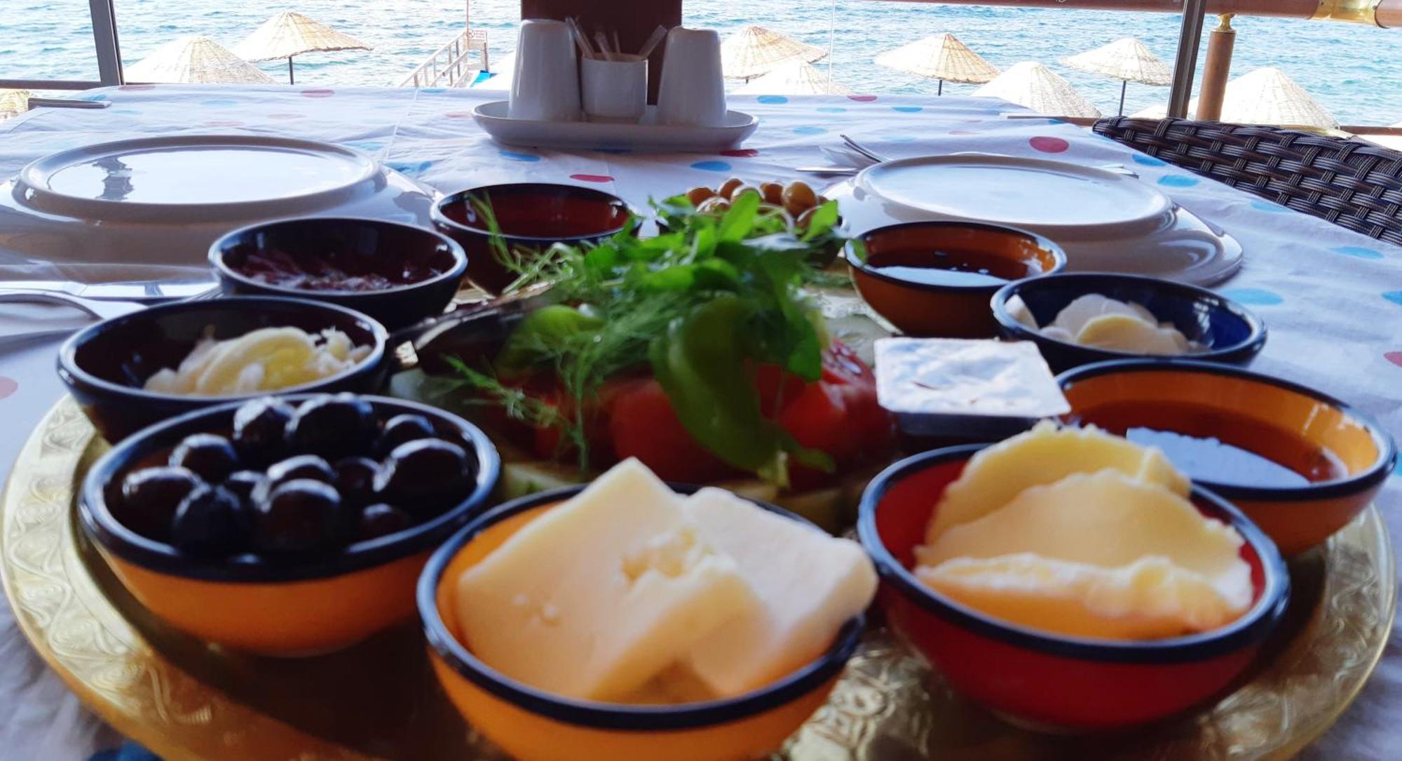 Assos Nazan Motel Restoran Beach Sokakagzi Exteriör bild