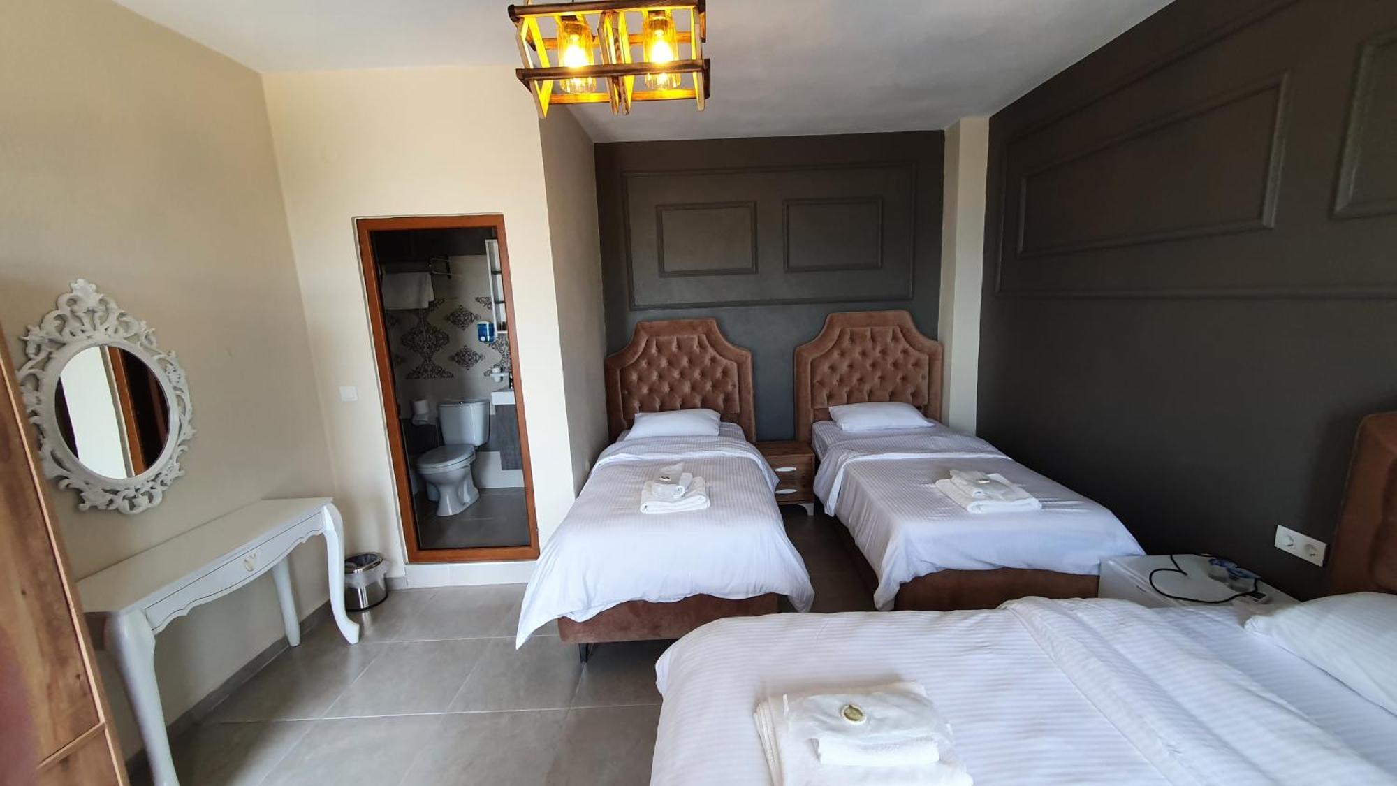 Assos Nazan Motel Restoran Beach Sokakagzi Rum bild