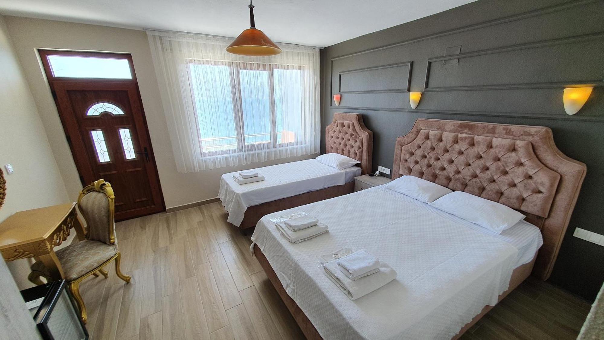 Assos Nazan Motel Restoran Beach Sokakagzi Rum bild